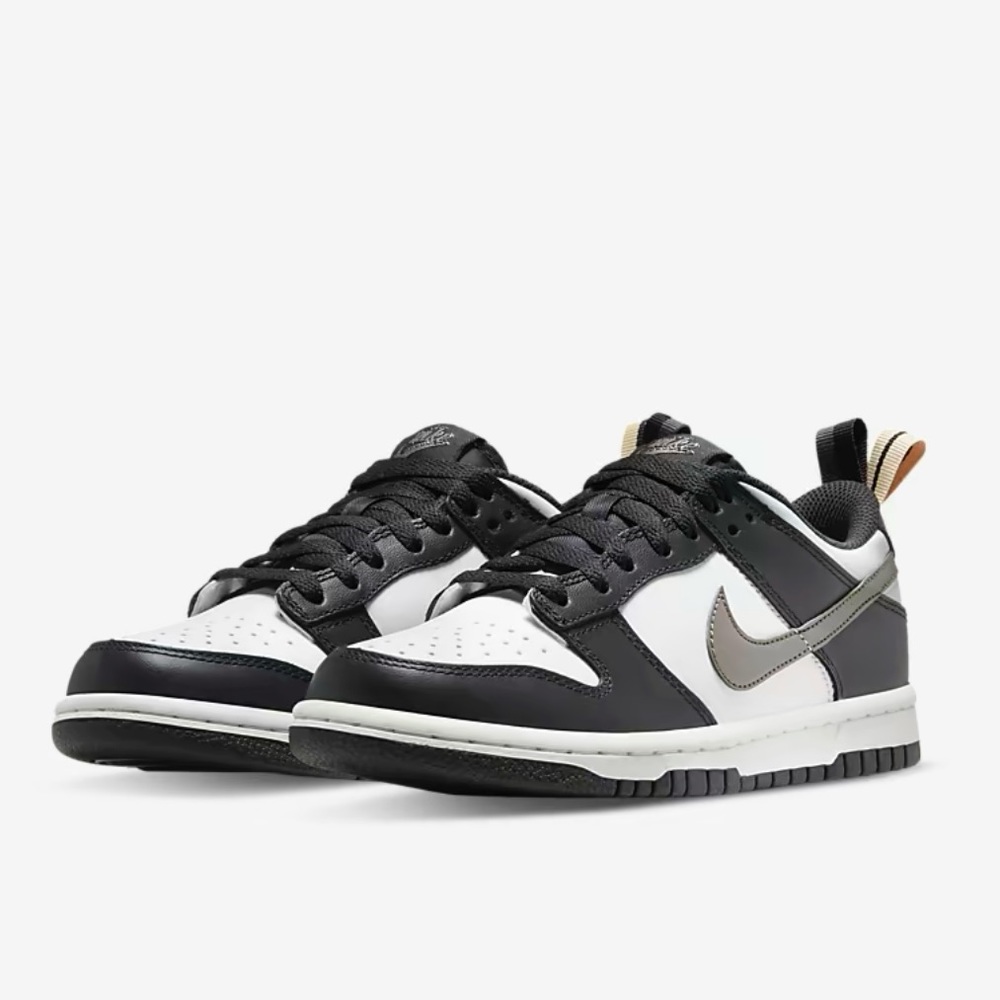 Nike Dunk Low SE “Off Noir Metallic Pewter”
